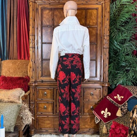 Chico's Black Red Floral So Slimming Brigitte Cotton Blend Slim Ankle Pant - Picture 4 of 10